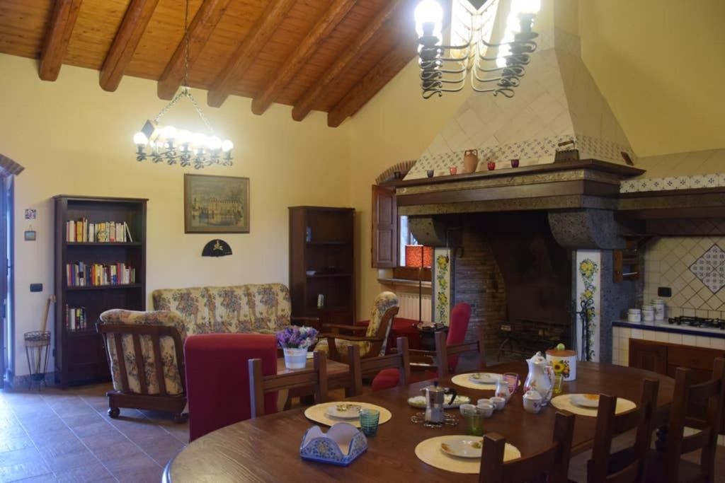 Casa Dell'Acero Villa Puntalazzo Luaran gambar